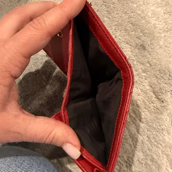 Gucci Red Quilted Leather Card Holder - Picture 5 of 5